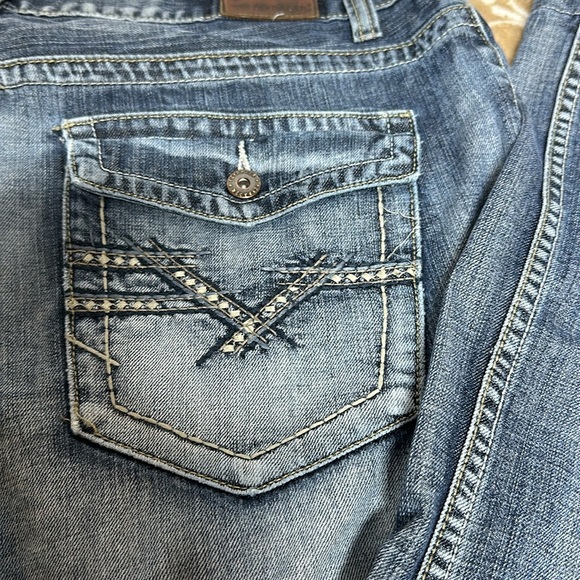 Flypaper Distressed Jeans 38x32 - Picture 4 of 7